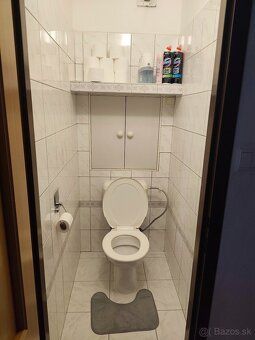 Predám 2 izbový byt na Brezovci. Ulica Ľ.Štúra. Byt má 60m² 