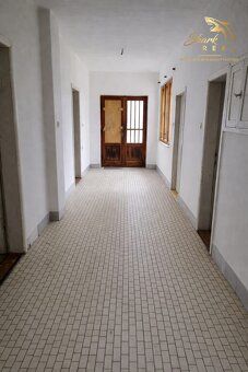 Ponúkame na predaj 4-izbový rodinný dom s prístavbou, situov