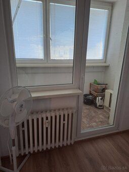PRENÁJOM - 2i byt s balkónom na Kríkovej ul., Bratislava_ me