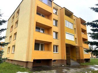 Ponúkame na predaj nadrozmernú garsónku s balkónom, s výmero