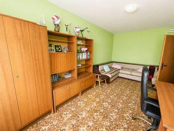 Na predaj 2-generačný rodinný dom v Humennom – radová zástav