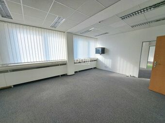 Ponúkame na prenájom kancelárske priestory na Drieňovej ulic
