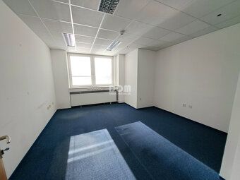 Ponúkame na prenájom kancelárske priestory na Drieňovej ulic