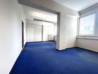 Realitná kancelária DOM Vám ponúka na prenájom kancelárske p