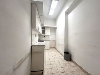 Realitná kancelária DOM Vám ponúka na prenájom kancelárske p