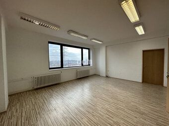 Realitná kancelária Dom ponúka na prenájom kancelárske pries