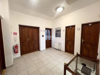 Realitná kancelária DOM ponúka na prenájom kancelárske pries