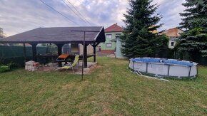 Poschodovy dom rozloha 220m2 nachadza sa na ulici P Totha po