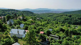 Predám stavebnú parcelu o rozlohe 884m2 v časti Kavečany (op