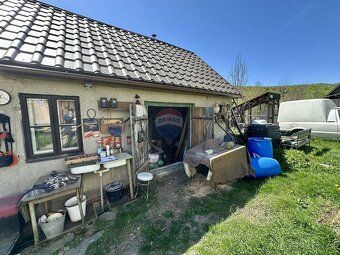 RK Remax ponúka na predaj rodinný dom s pozemkom o rozlohe 9