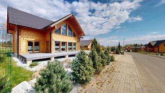 Ponúkame Vám exkluzívne na predaj rovinatý, 10 árový (1.006m