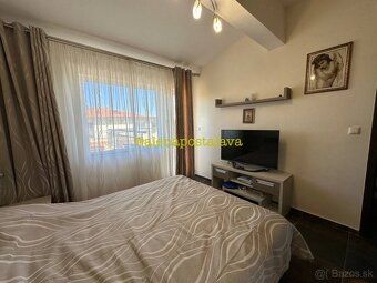 bd12617
Panoramatický 3+kk přes celé patro – Bjala, 150 m od