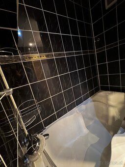 Ponúkame na predaj priestranný 3-izbový byt s rozlohou 74 m²