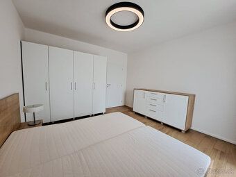 Ponúkame na prenájom krásny a moderný 2-izbový byt v Poprade