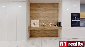 ✨ Luxusný, priestorom a lokalitou jedinečný 4-izbový apartmá