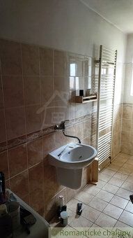 Na predaj je tento pôvodný tehlový dom v samotnom centre Spi