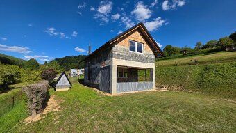 Ponúkame na predaj pozemok o výmere 2058m2 (cca 32m x 63m) +
