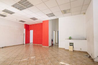 Predám nebytový priestor / Fotoslužba / na ulici Obrancov mi