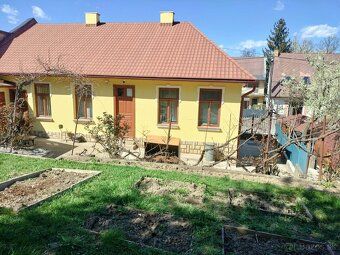 Diana Reality ponúka na prenájom rustikálny dom so záhradou 