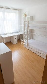Typ: 3-izbový byt Ulica: Ružová Obec: Košice-Západ
Objavte h