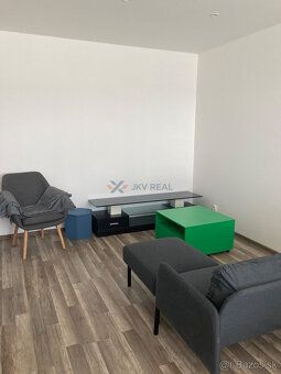 Ponúkam na prenájom 1,5 izbový byt po kompletnej novej rekon