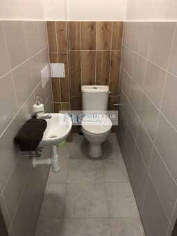 Typ: 1-izbový byt Ulica: Dvory nad Žitavou Obec: Dvory nad Ž