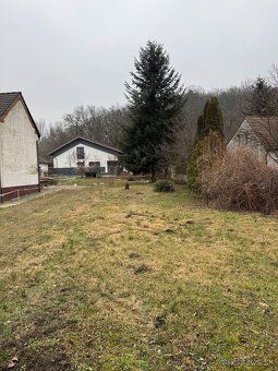 PREDÁME STAVEBNÝ POZEMOK V LOKALITE ZIDINY- Lamač Nachádza s