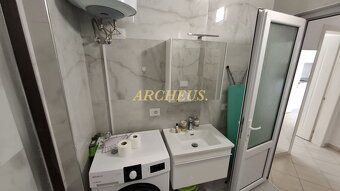 🏡 Zariadený 2-izbový apartmán s balkónom – Drač, Albánsko Po