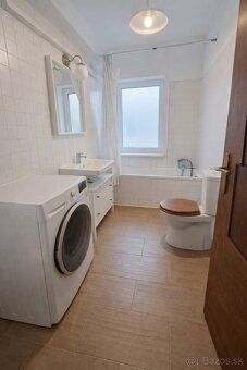 RODINNÝ DOM V NOVOM CABAJI – LEN 4 KM OD NITRY
Pokojná lokal