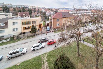 Exkluzívne Vám ponúkame na predaj 3-izbový byt s loggiou v b