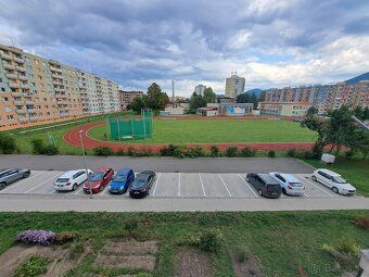 Ponúkam na prenájom kompletne zariadený 2-izbový byt, v loka