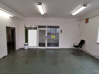 Reality AK ponúka hala na prenájom v Martin o ploche 370 m2 