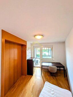 Priestranný 4 izbový byt s krbom, garážou a 2 balkónmi – Sta