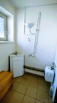 Chcel by som vám ponúknuť pomerne luxusné priestory na príze