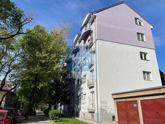 So súhlasom vlastníka nehnuteľnosti ponúkame na predaj 2-izb