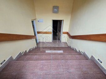 Ponúkame na prenájom obchodné priestory vo Sverepci. Priesto