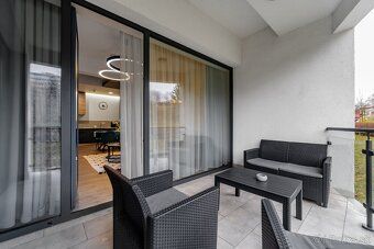 Ponúkame Vám na predaj exkluzívny, veľkoryso riešený a kompl