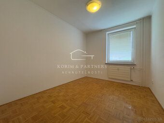 Typ: 4-izbový byt Ulica: Klinčeková Obec: Komárno
Ak hľadáte