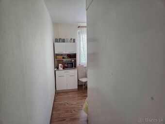Priestranný a svetlý trojizbový byt o celkovej výmere 71,9 m