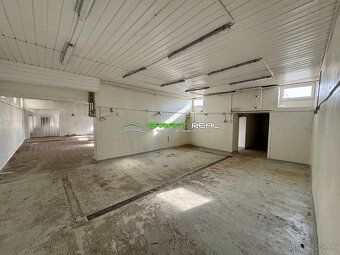 Ponúkame na predaj výrobno-skladovací areál, zastavaná ploch