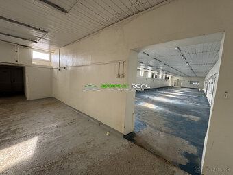 Ponúkame na predaj výrobno-skladovací areál, zastavaná ploch