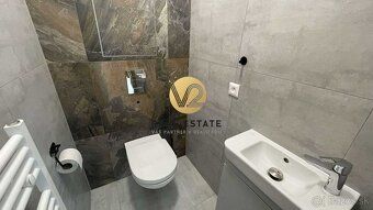 Stanislava Hoppe +421 910 318 899 e-mail: stanka.hoppe@v2rea