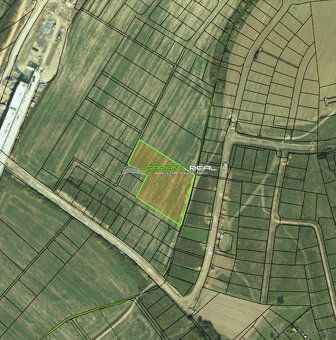 Ponúkame na predaj pozemok o výmere 700 m2, lokalita Tehelná