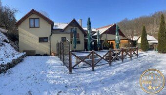 ***ZREKONŠTRUOVANÝ PLNE FUNKČNÝ PENZIÓN ⇒WELLNESS⇒HERŇA ⇒SPO