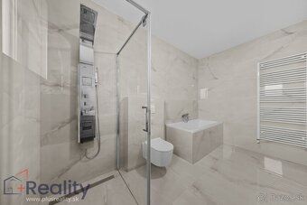 PLUS REALITY ponúka na predaj veľký 4-izbový rodinný dom v m