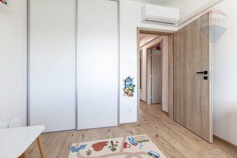 NA PREDAJ – 4-IZBOVÝ RODINNÝ DOM | Píniová Alej, Plavecký Št