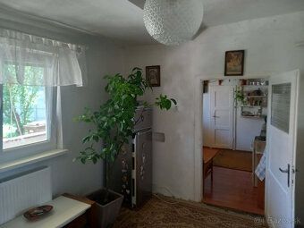 Rodinný dom s dvoma úplne samostatnými bytovými jednotkami, 