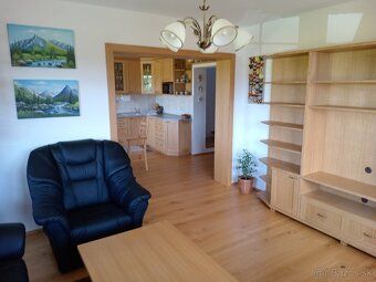 Pozemok - 814m2 - rovinatý (27m šírka x 30m hĺbka)
Zastavaná