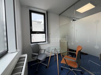 NOVÉ ADMINISTRATÍVNE PRIESTORY 371 M2 V PETRŽALKE PRI VLAKOV