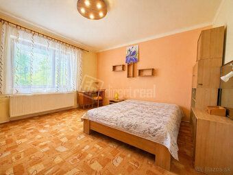 Rodinný dom, Jatov – veľký pozemok 3 382 m²
Popis: Veľký poz